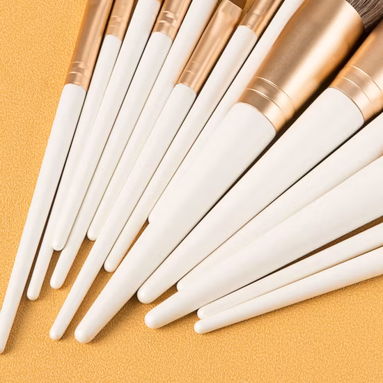 PRO White Foundation Powder Blending Augenbrauen Eyeliner Make-up Pinsel Set High-End-Faser-Kunsthaar-Pinselset